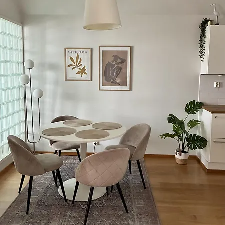 Διαμέρισμα 2ndhomes Gorgeous 1 Bedroom With Bathtub & Balcony *