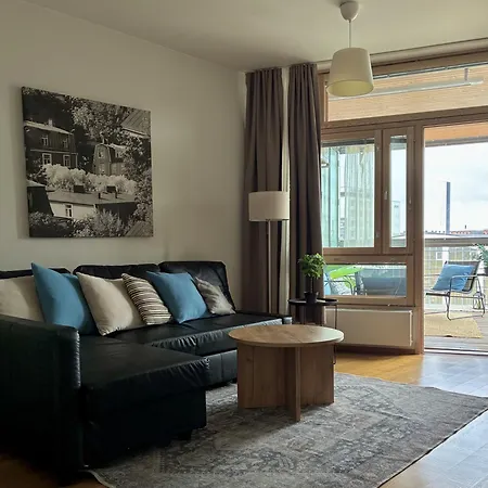 2ndhomes Gorgeous 1 Bedroom With Bathtub & Balcony